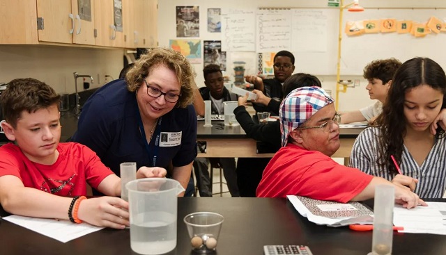 Texas Biomed Strengthening STEM Pipeline, Igniting Student Interest in Science