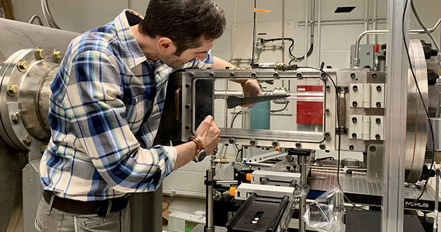Hypersonics lab at UTSA preparing students for in-demand jobs in aerospace industry